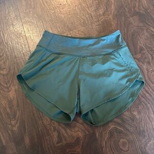 Outdoor Voices Green 4” Shorts - Size Small